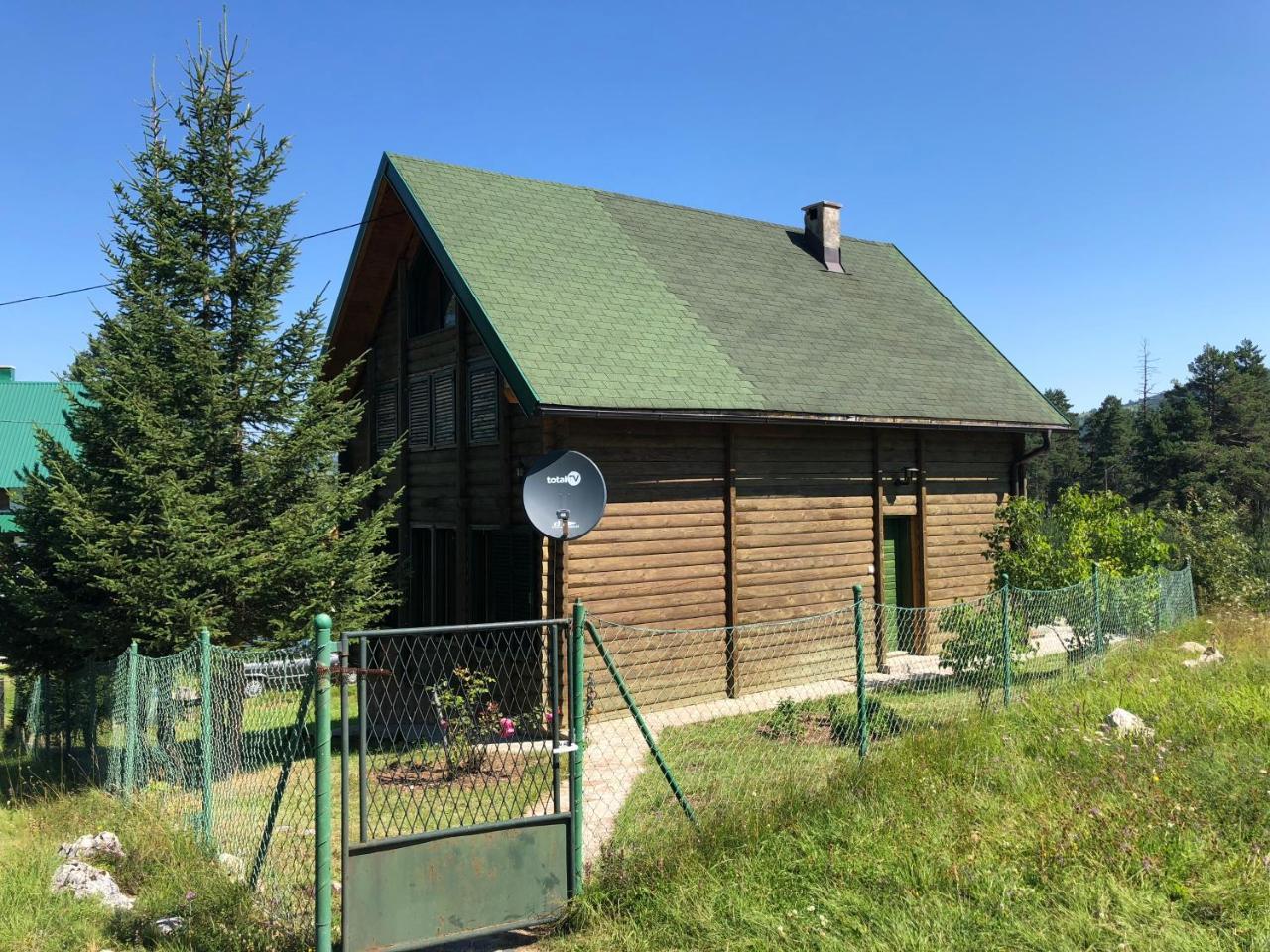 Kuca U Borju - House In Pines Apartment Žabljak Екстериор снимка